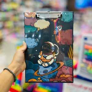 عکس تخته شاسی A4 طرح فضانور نشسته روی ماه پیتیکو PITICO - شماره 12
